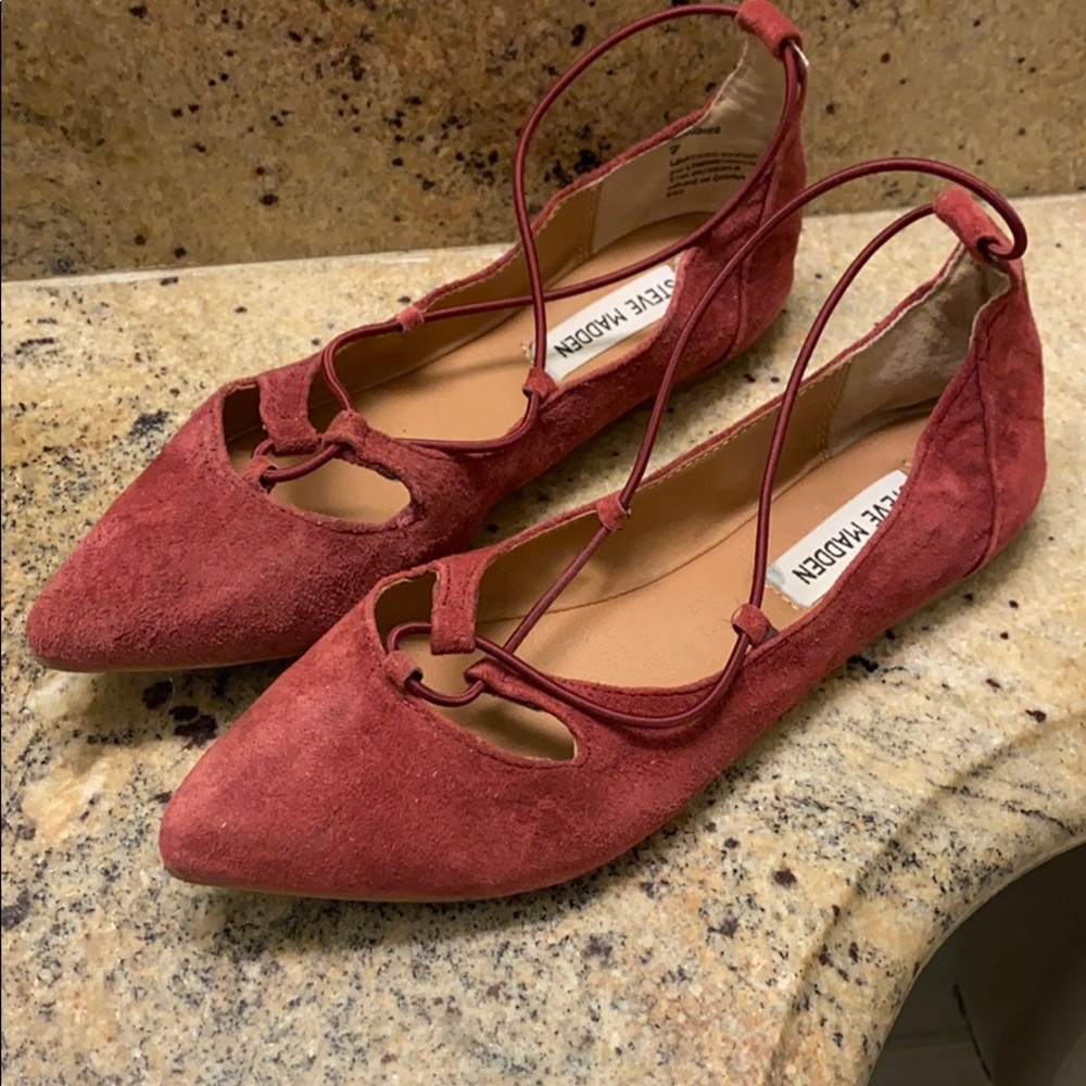 Steve Madden Bungiee Flats